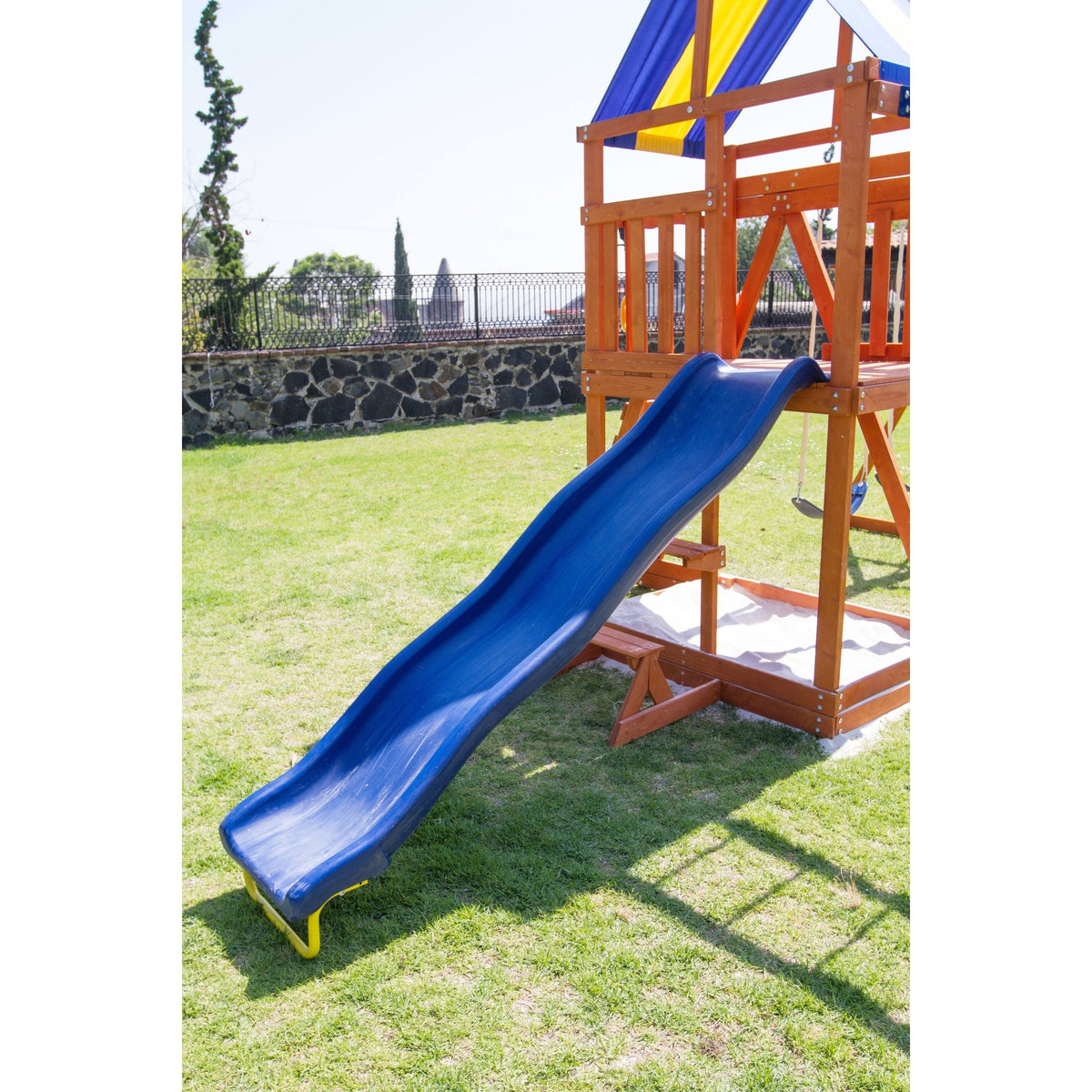 Wooden Swing Set L8483