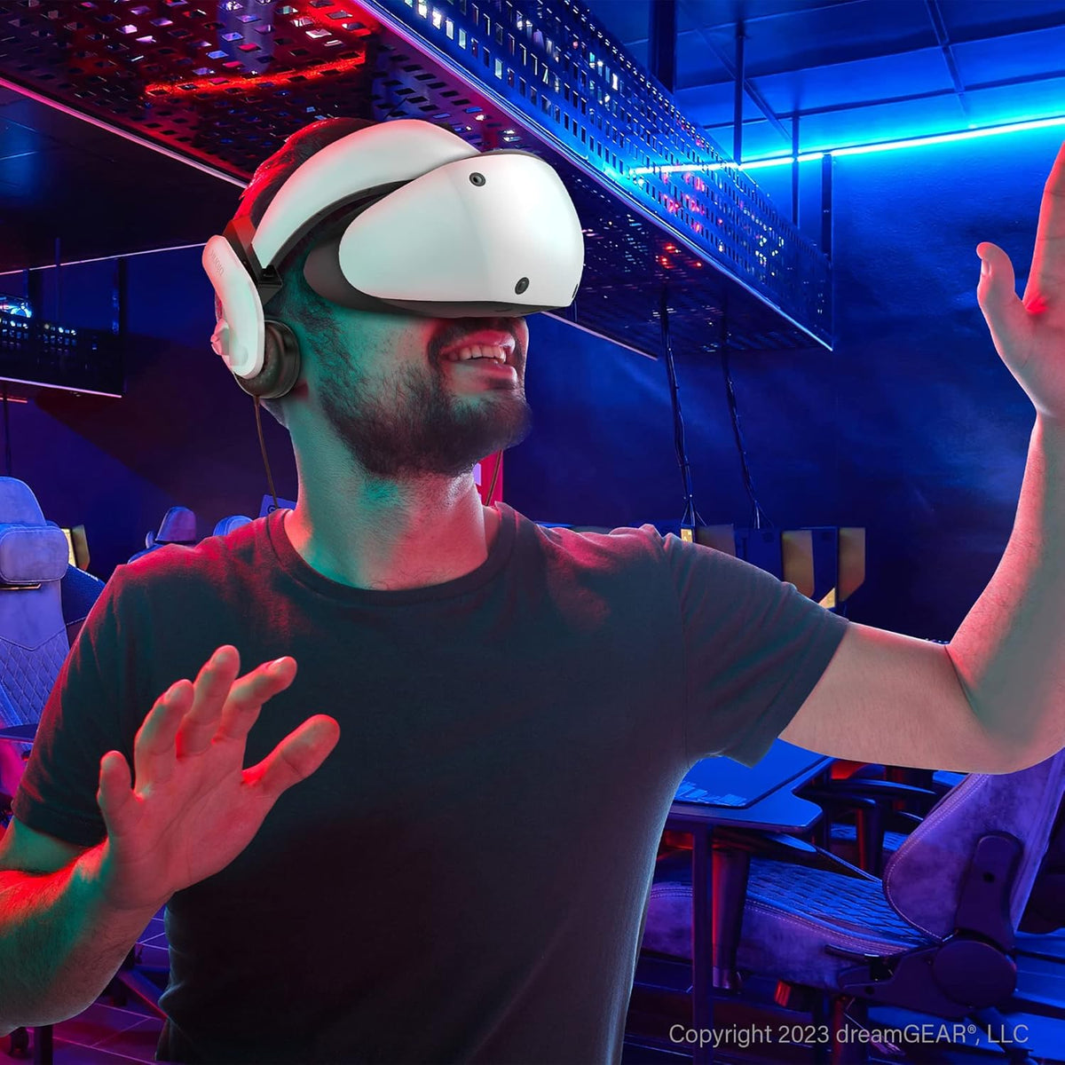 Attachable VR Headphones C501823