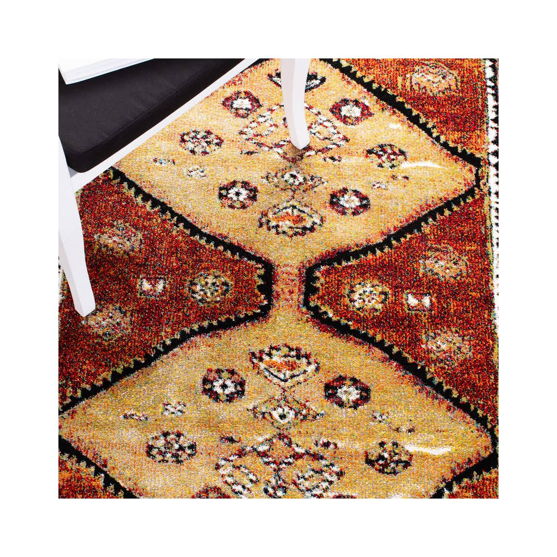 Rust / Gold Round Rug M3283