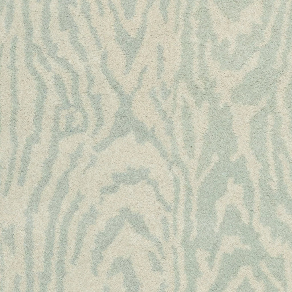 Grey Mist Wool Area Rug 4' x 6' D29665