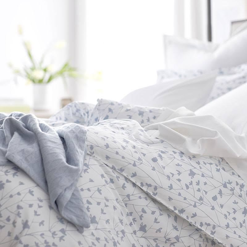 Full Bamboo Sateen Comforter V42152