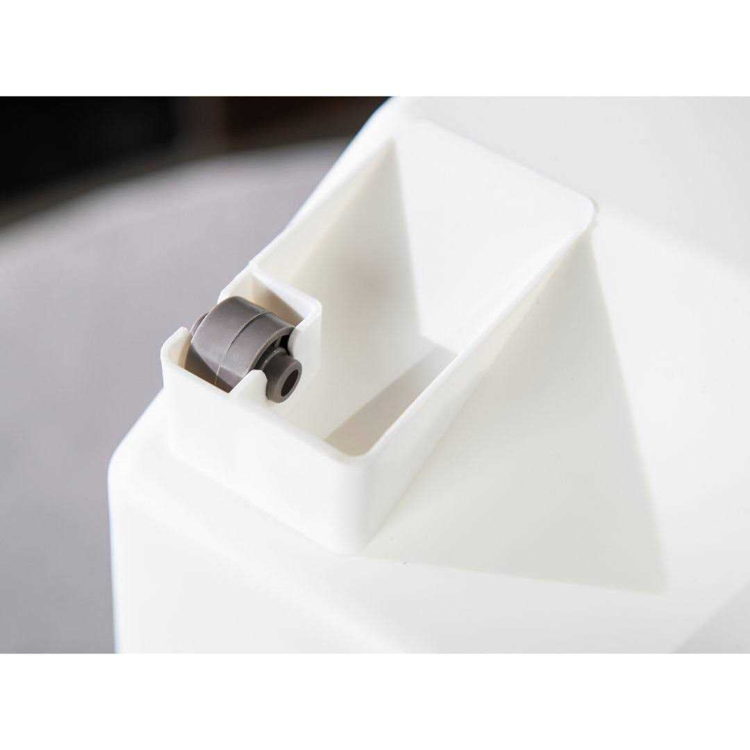 Pet Food Storage Container with Measuring Cup P95300