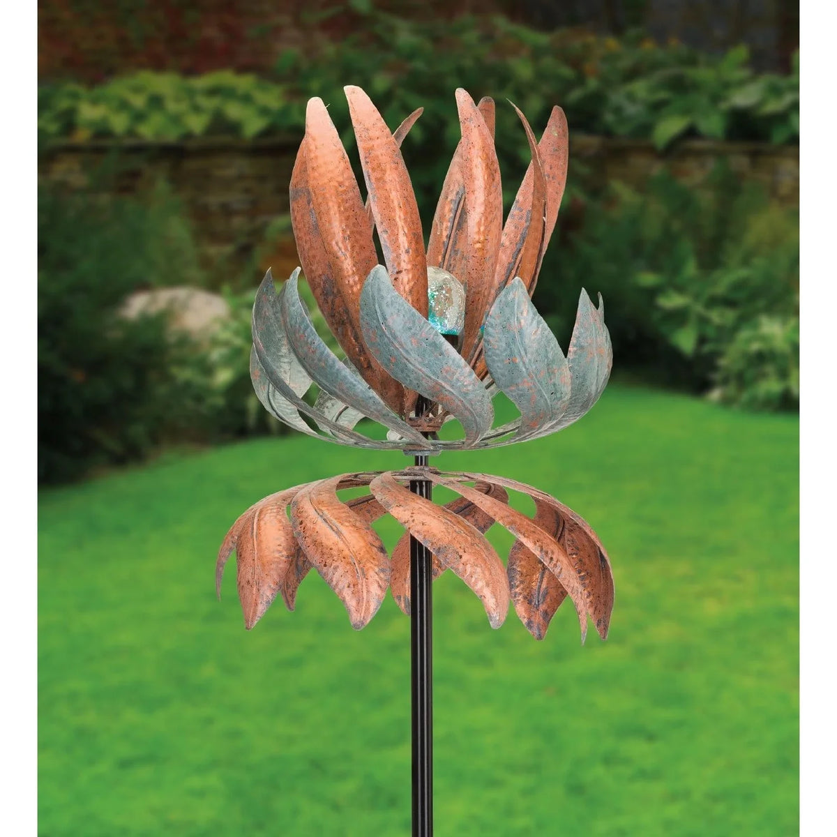 Vertical Wind Spinner 15"x15"x76" Y61997
